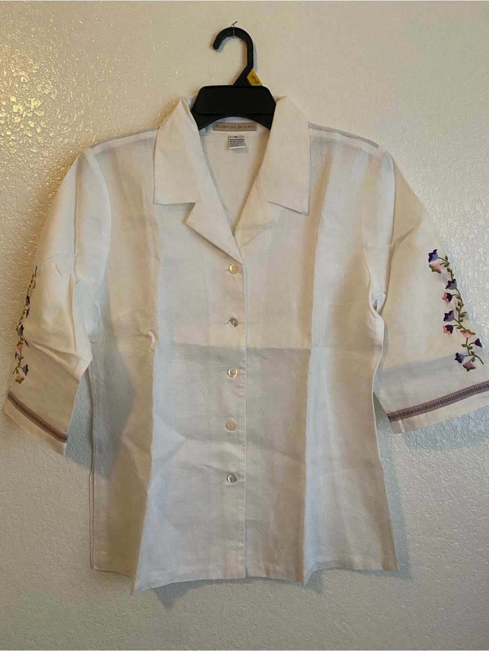 JM Goulburn Vintage White Button-Down Embroidered Blouse
